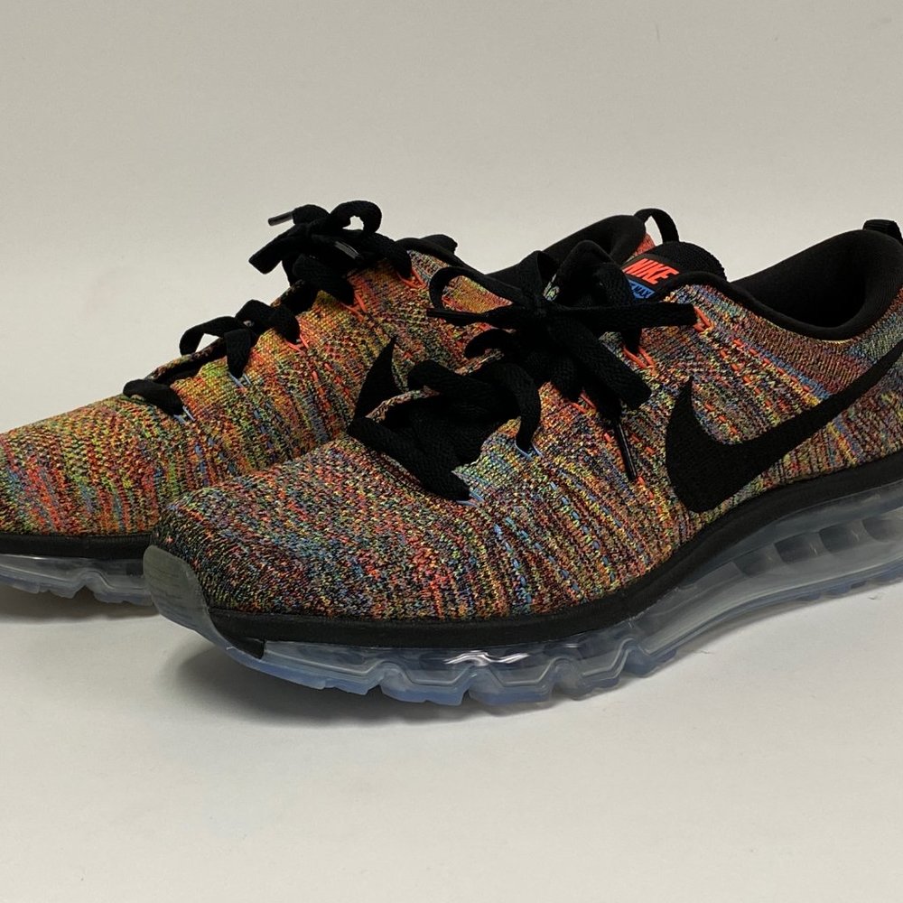 New Nike FlyKnit Max Multicolor women’s 11 Men 9.5